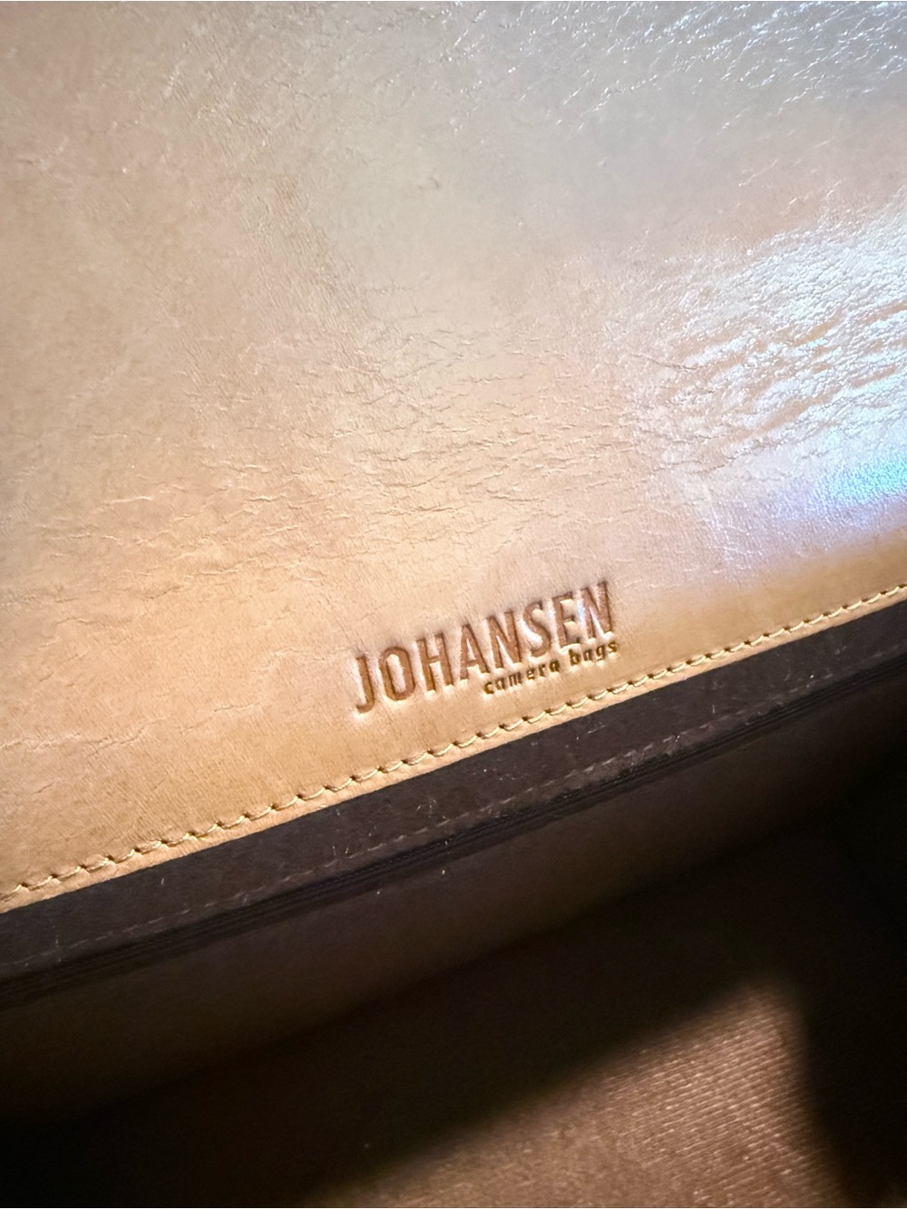 Johansen Leather Camera Bag - Picture 14 of 17